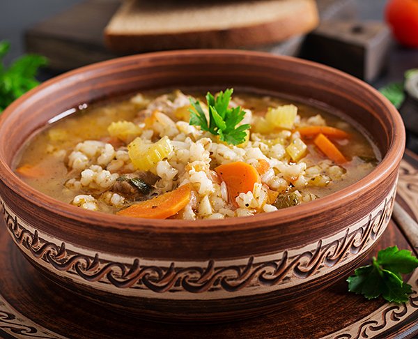 Hühnersuppe mit Graupen